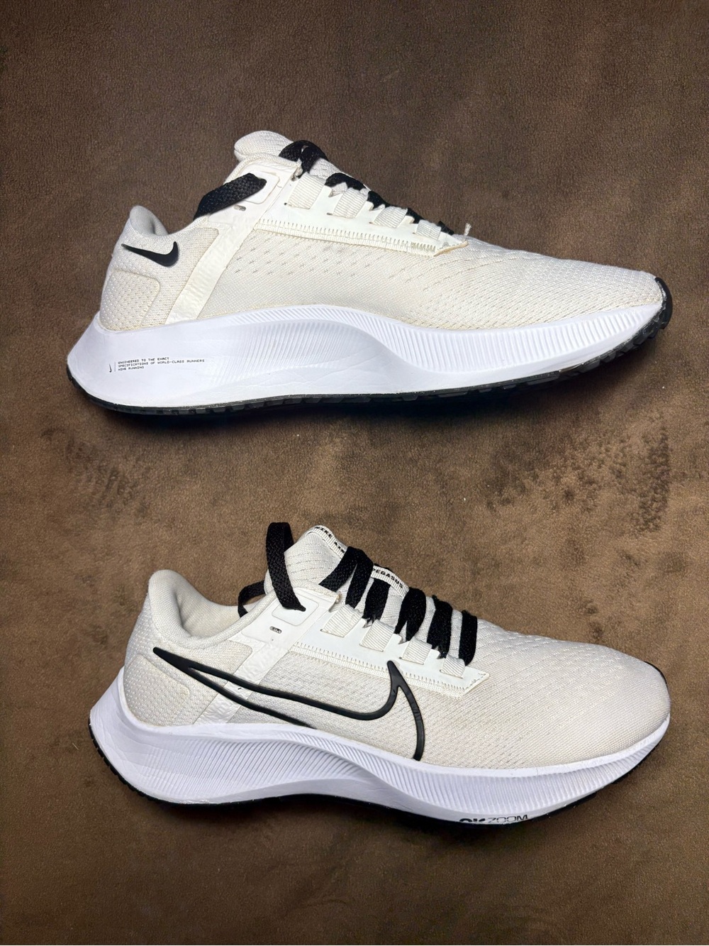 Nike Air Zoom Pegasus 38 black & white runners - Size Women US 8.5🖤🏃‍♀️